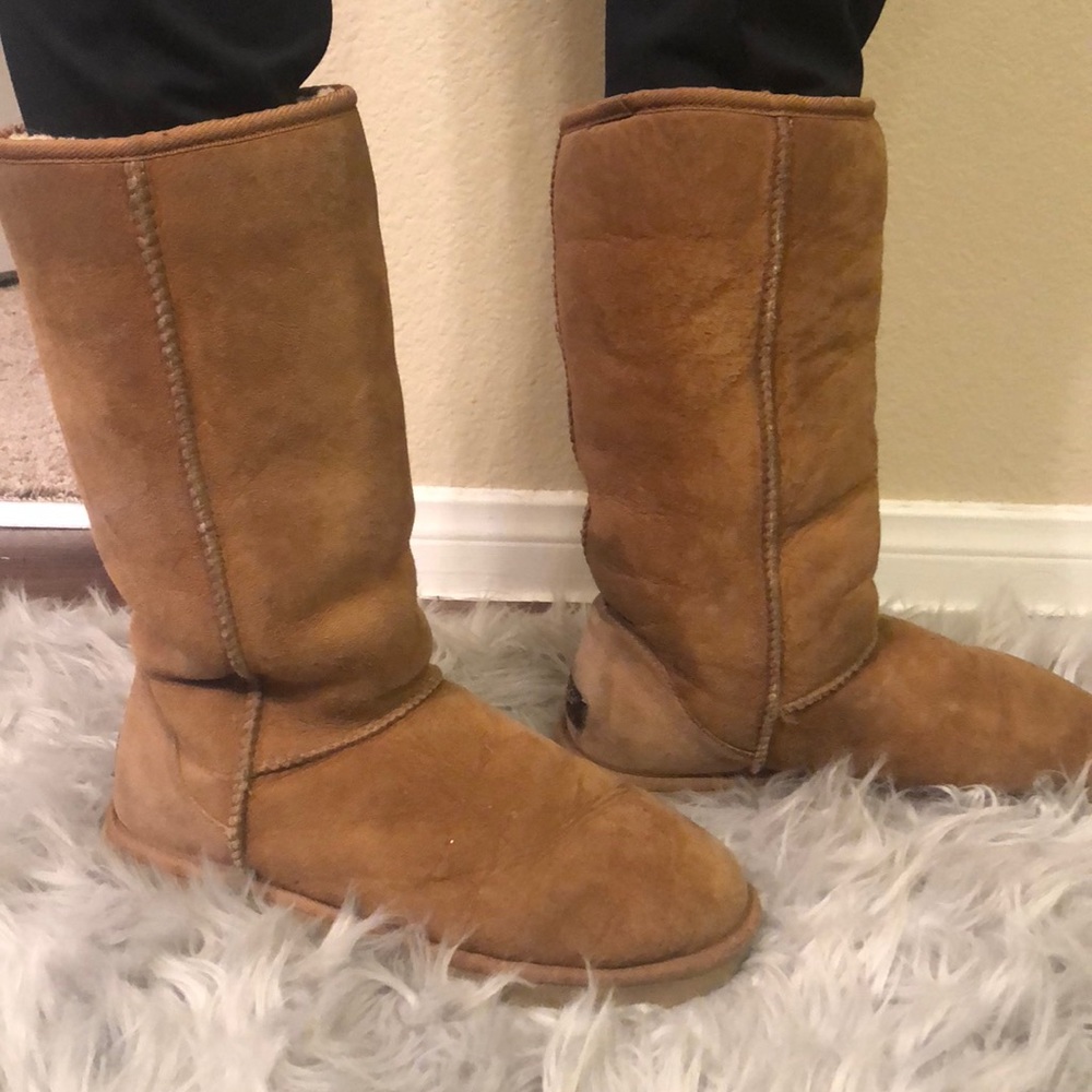 Ugg classic tall boot